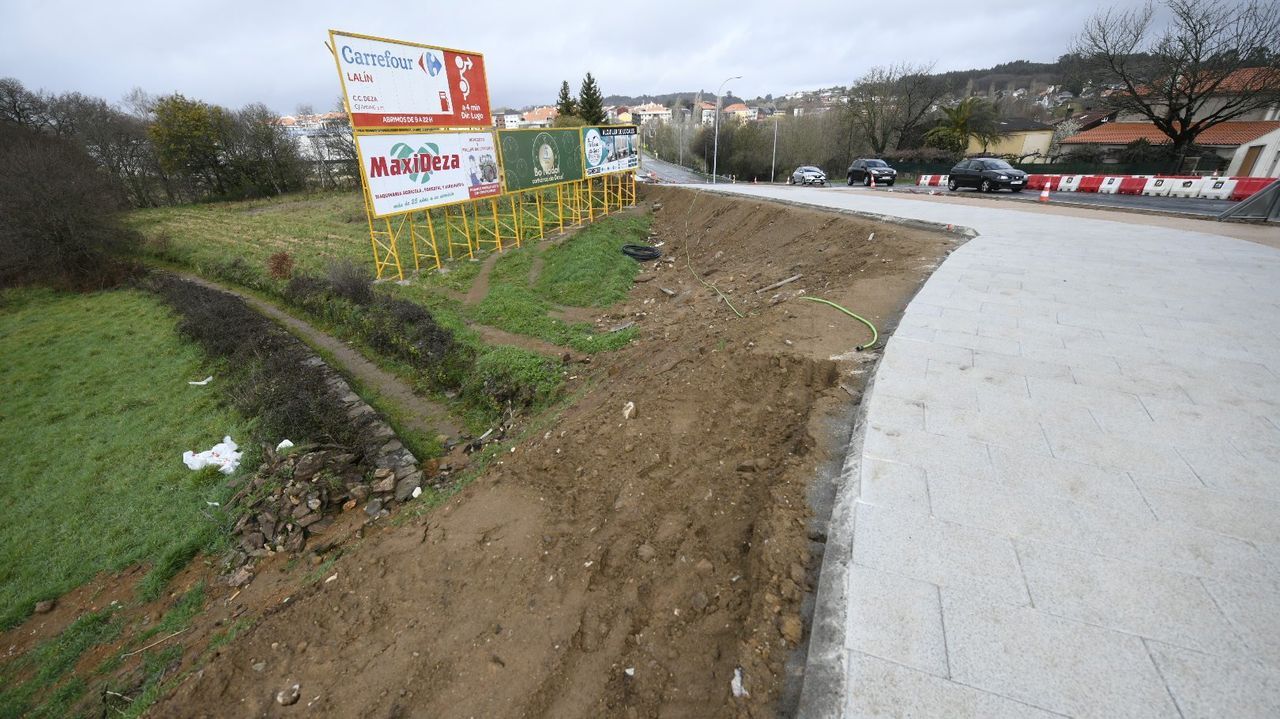 Los afectados por la ocupación de fincas en la avenida Cuíña podrán