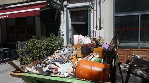 Retiran Cerca De Siete Toneladas De Basura Del De La Avenida De Oza