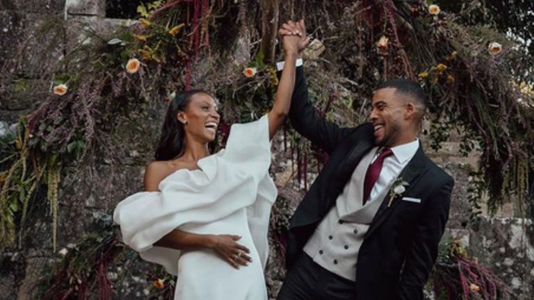 Ana Peleteiro y Benjamin Compaoré brindaron en su boda con un godello