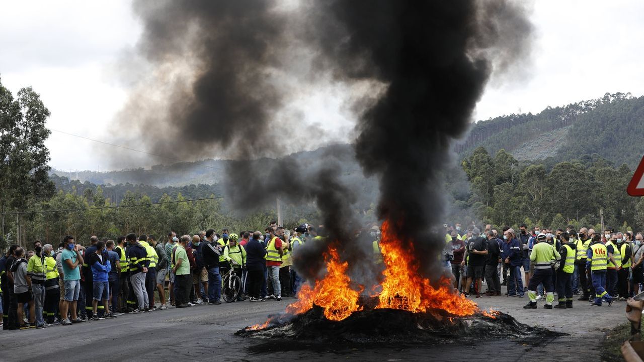 Acciones de protesta del comité de Alcoa y una marcha multitudinaria el