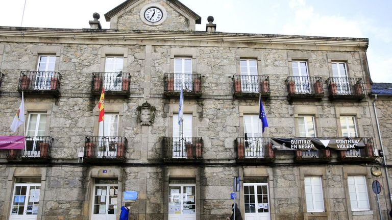 Tensión en Guitiriz el PP se va del pleno y amenaza con acudir a la