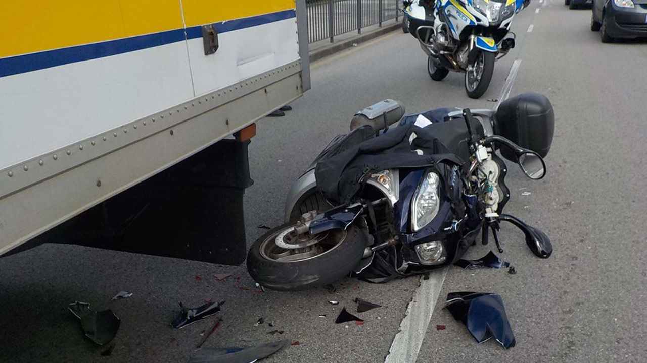 En el momento del accidente de moto | el En el momento del accidente de moto | el