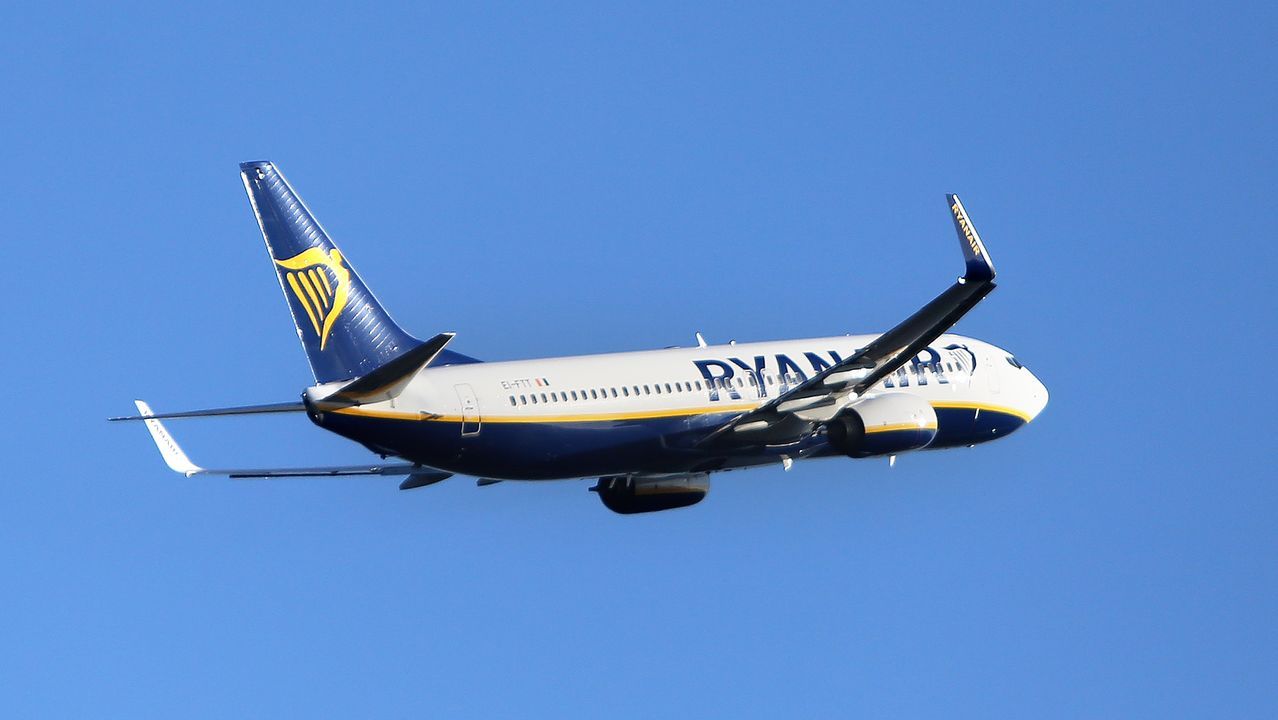 vuelos gran canaria valencia ryanair