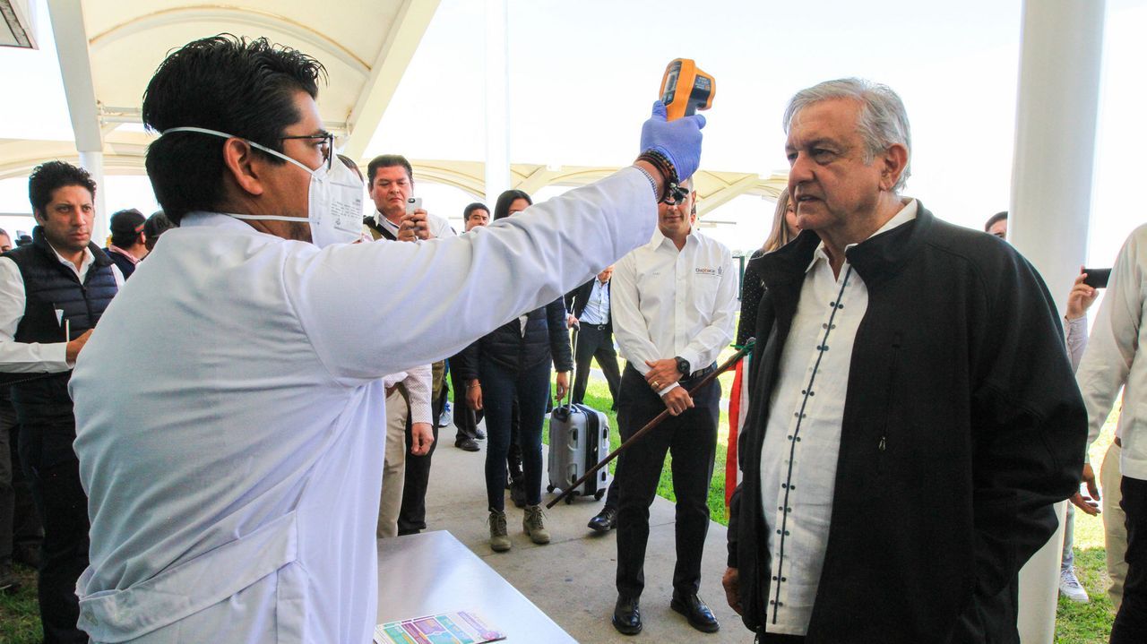 El presidente de México define la pandemia como una crisis «pasajera»