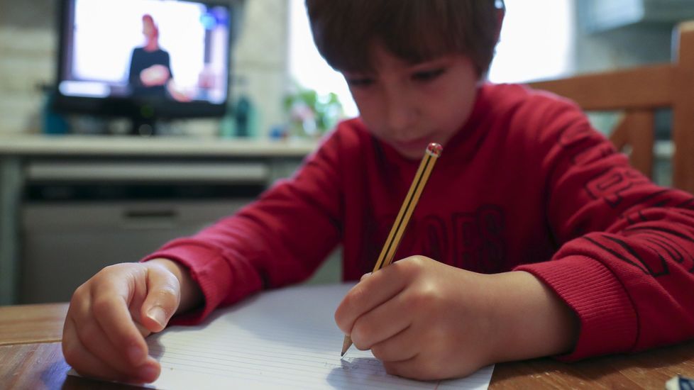 Así será el fin curso por el covid-19 en colegios e institutos gallegos:  titulación flexible en ESO, pero estricta en bachillerato