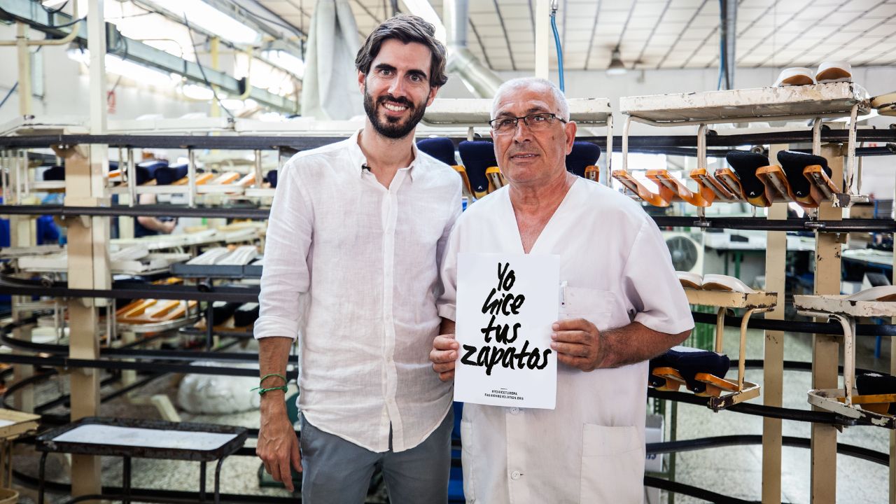 Pablo, el mallorquín al que Felipe VI le ha comprado las zapatillas más  cómodas del mundo por 95€