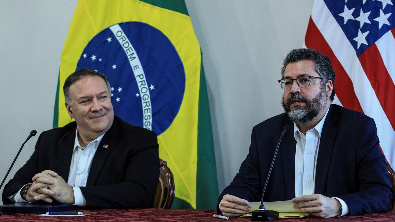 Pompeo visita Brasil y dice que Venezuela verá caer a Maduro, pero evita  precisar los plazos