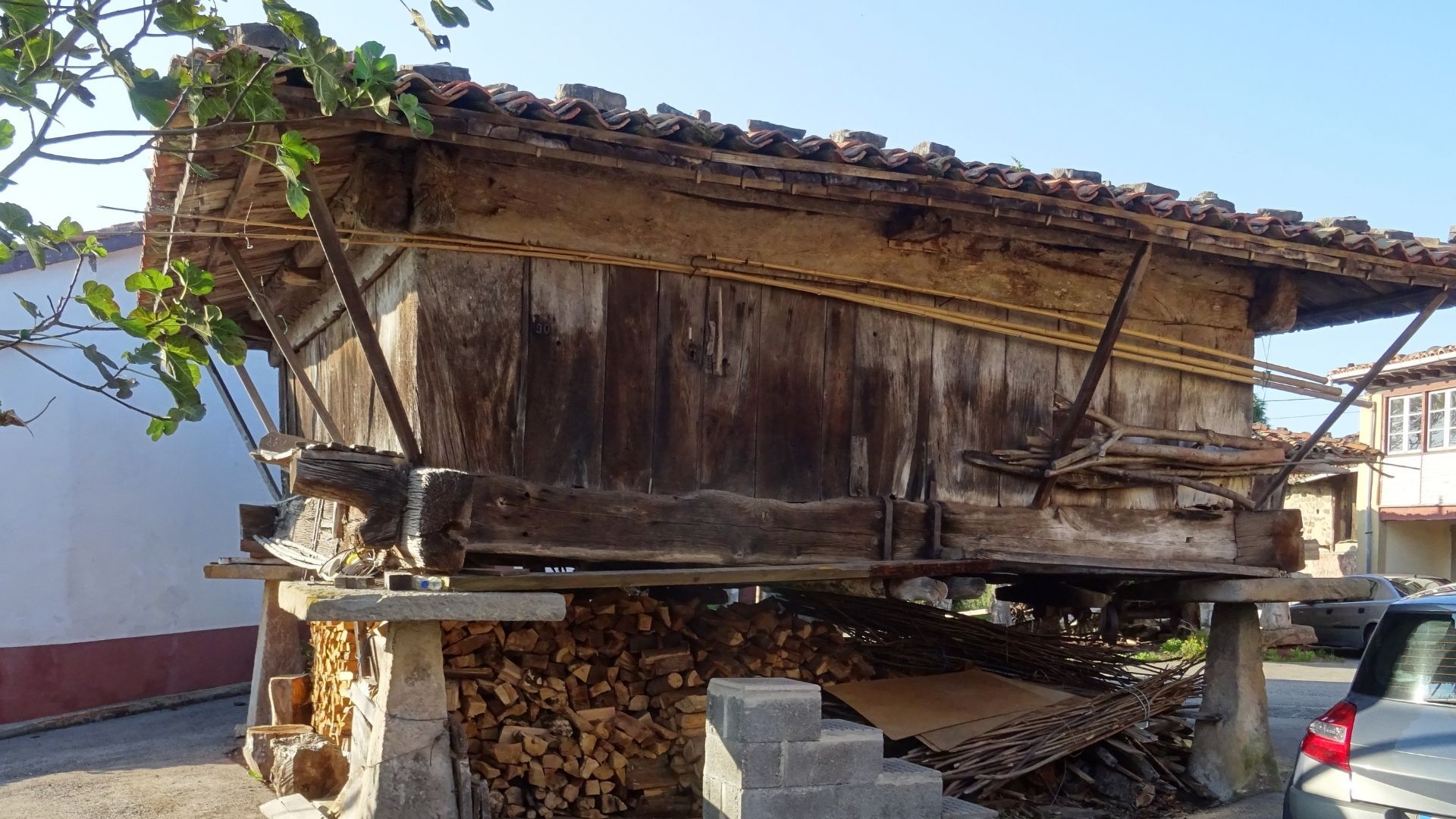 Horro del XVI en Piedrafita del Vallés, en Villaviciosa
