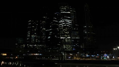 Vista general del Centro Internacional de Negocios de Mosc, tambin conocido como Moskva City, con las luces apagadas