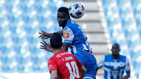 Uche Agbo, durante el partido contra el Zamora de la pasada temporada en Riazor