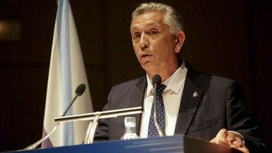 Paco Zas pronunció un primer discurso polémico la noche que fue elegido presidente.