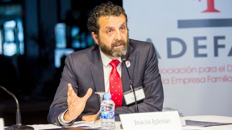 Innaciu Iglesias, consejero delegado de la empresa Cartonajes Vir, en Siero