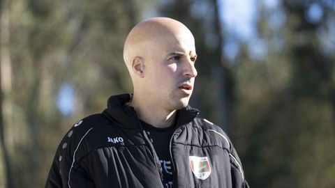 El nuevo entrenador del Laracha, David Gonzlez
