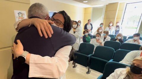 Los compaeros del Hospital de Valdeorras quisieron homenajear a Masferrer tras su reciente jubilacin