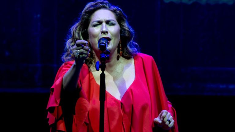 La cantaora Estrella Morente durante su concierto en el Teatro Circo Price, a 5 de abril de 2025, en Madrid