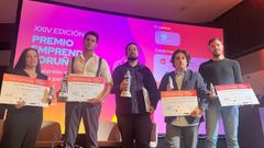 De izquierda a derecha, Ana Mara Prieto, David Varela, Martn lvarez, Santiago Gonzlez y Vctor Lama, emprendedores reconocidos por la Asociacin de Jvenes Empresarios (AJE) en sus premios anuales