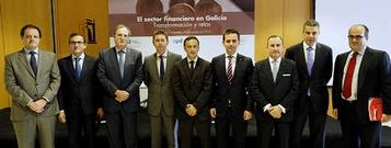 Representantes de las principales entidades bancarias que operan en Galicia, ayer en Santiago. 