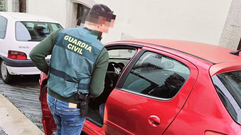 La Guardia Civil detuvo al hombre, que posteriormente fue enviado a prisión