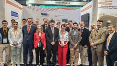 AsturexParis.Representantes de empresas asturianas y Asturex en la feria de defensa de Par�s