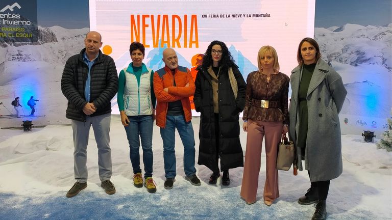 Acto inaugural de Nevaria en Moreda, Aller.