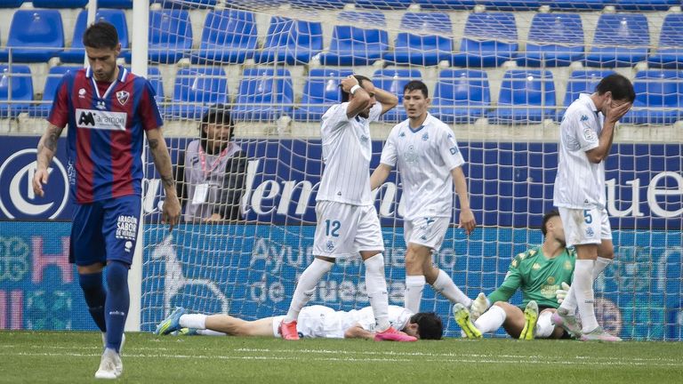 Comienza la Liga de los nervios del Deportivo y sus rivales por subir