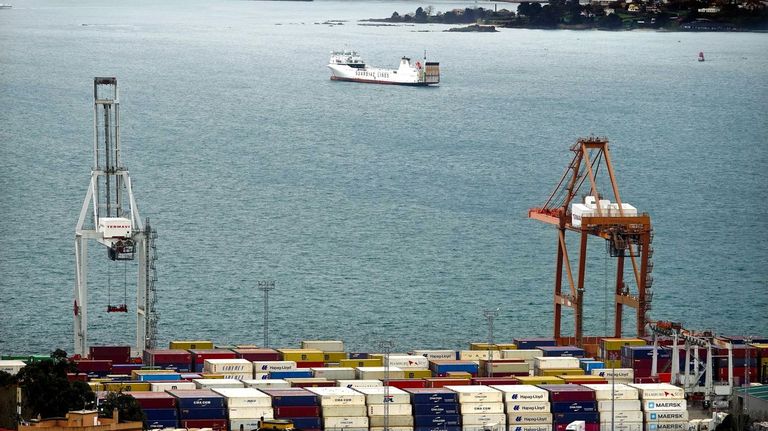 El operador global Suardiaz compra la agencia gallega Gallús Aduanas
