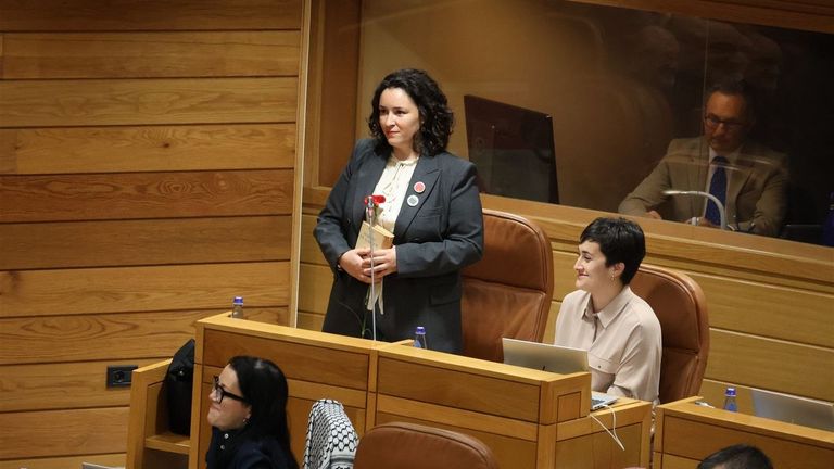 Saleta Chao toma posesión como diputada autonómica del BNG tras la salida de Daniel Pérez a la alcaldía de Carballo
