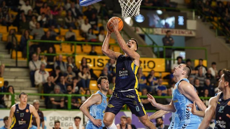 Brito fue un capitán imparable en la pista del Pazo