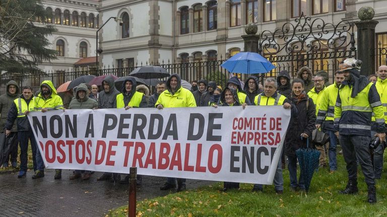 Trabajadores de Ence exigen una reunión con Rueda y Lorenzana por el ERE en Pontevedra