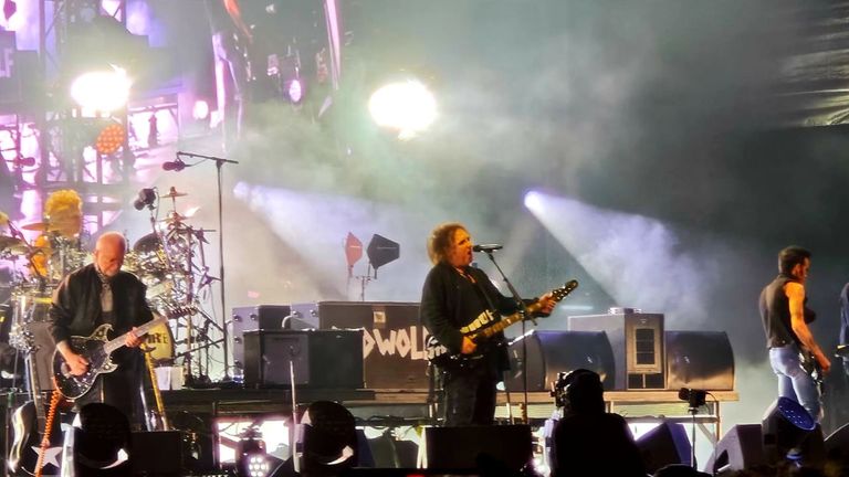 The Cure, la lúgubre criatura que inyecta vida a Portugal