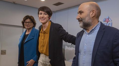 Carme da Silva, Ana Pontn y Nstor Rego, despus de la Executiva Nacional del BNG que ratific el acuerdo de investidura con el PSOE