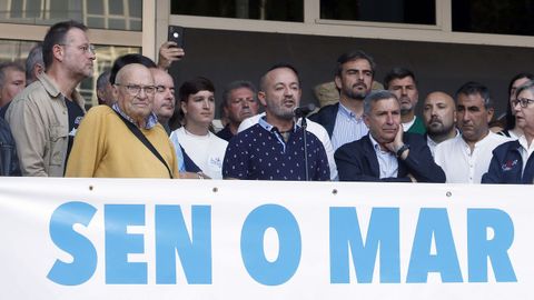Concentración de apoyo a la flota ante el veto a 87 zonas de pesca de fondo EN RIBEIRA