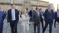 El gobernador del Banco de España, a la derecha, con la ministra Calviño el pasado viernes en Santiago