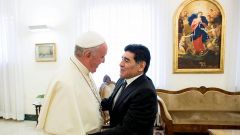 Maradona, con el papa la semana pasada