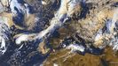 Imagen satelital del ciclón tropical Gastón aportando humedad al frente que llega a Galicia este viernes