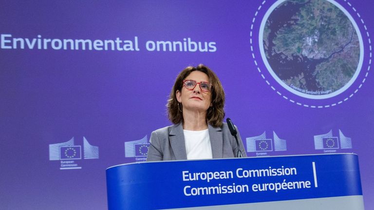 La Teresa Ribera comisaria enmienda a la Teresa Ribera ministra: rechaza reformar el mercado eléctrico