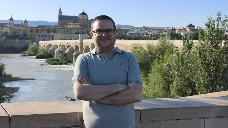 José Manuel Fernández Urbano: «Somos un perfil muy desconocido, me han preguntado, ¿y esa carrera qué es?»