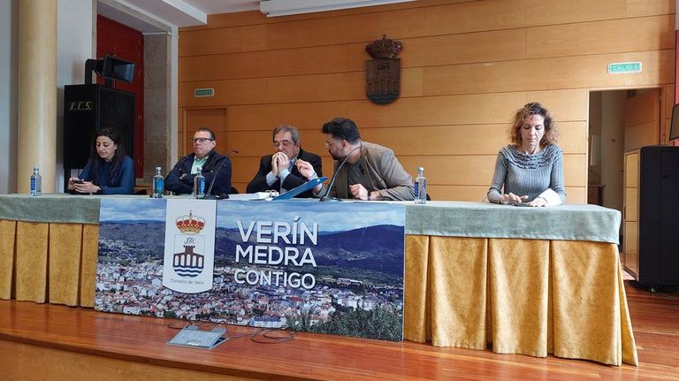 Rueda de prensa del Concello de Verín para anunciar el rescate del servicio del agua