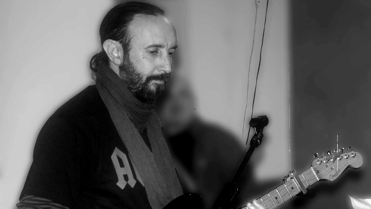 La trayectoria de Mchel en imgenes.Matas realiz numerosos conciertos por Galicia y ahora esperaba a tocar por Canarias.