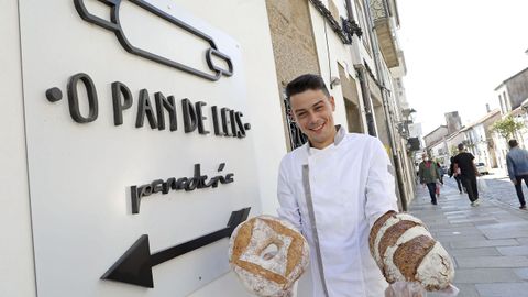 Fernando Leis dirige desde el 2017 O Pan de Leis, la panadería fundada hace casi 70 años por su abuelo en San Pedro. 