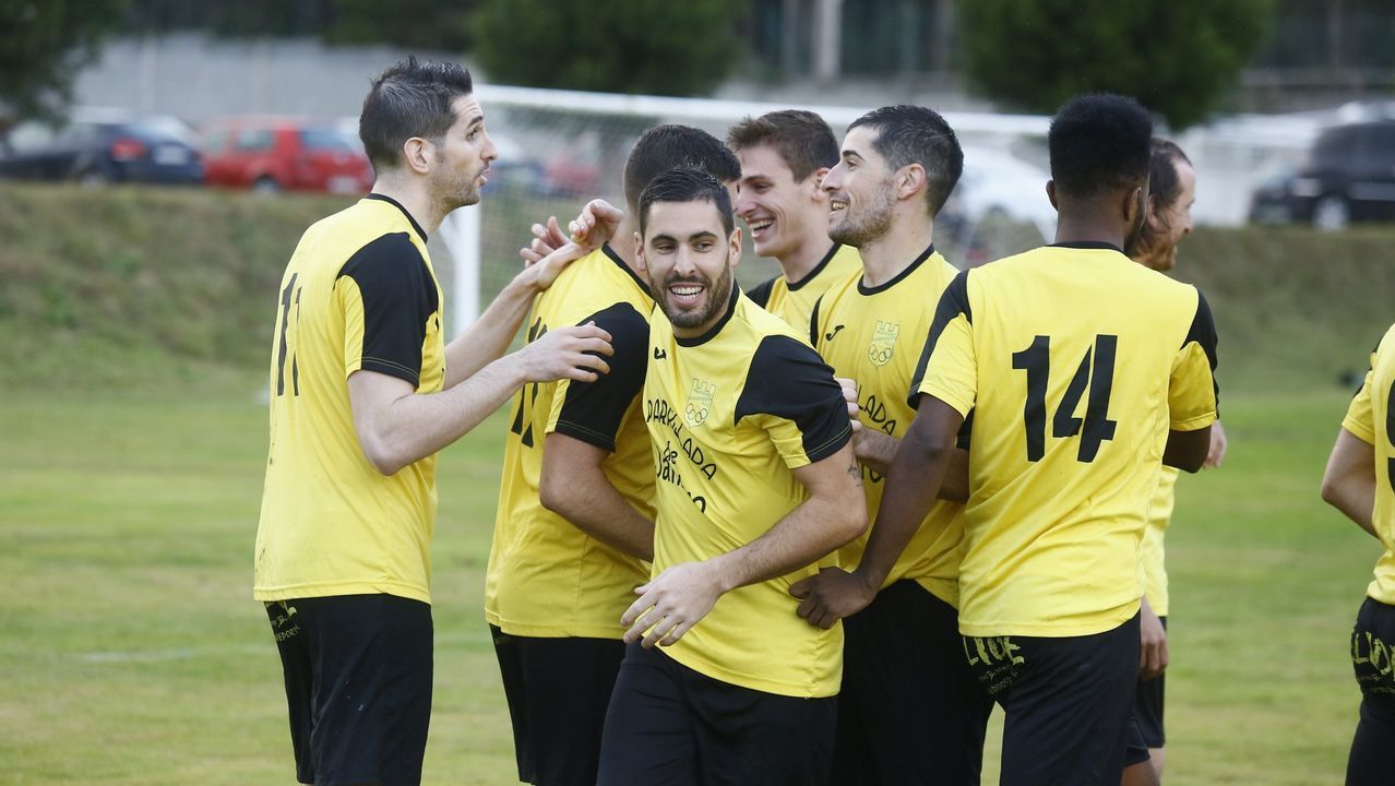 Todas las fotos de los desfiles del martes de carnaval