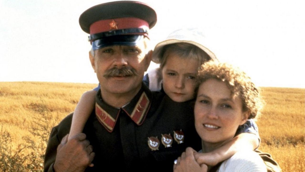 Fotograma de&nbsp;&laquo;Quemado por el sol&raquo;