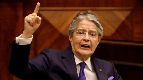 El presidente de Ecuador, Guillermo Lasso, durante su comparecencia este martes ante el Parlamento en pleno su juicio político