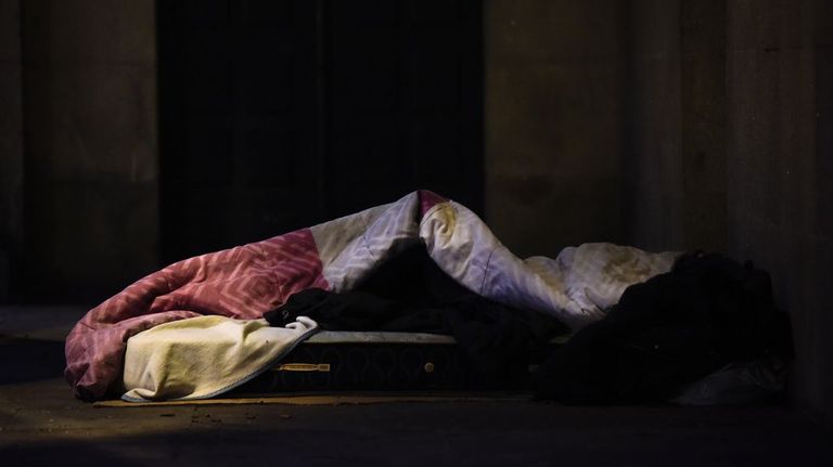 Al menos 200 personas durmieron en la calle en el 2025 en Pontevedra