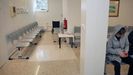 Imagen de la sala de espera de un centro de salud en Arousa.