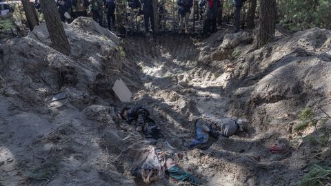 Fosa común localizada en Motyzhyn