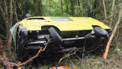 Im�genes del accidente de tr�fico en Ribadesella.