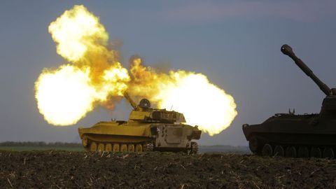 La artillera ucraniana, durante la contraofensiva de Jrkov