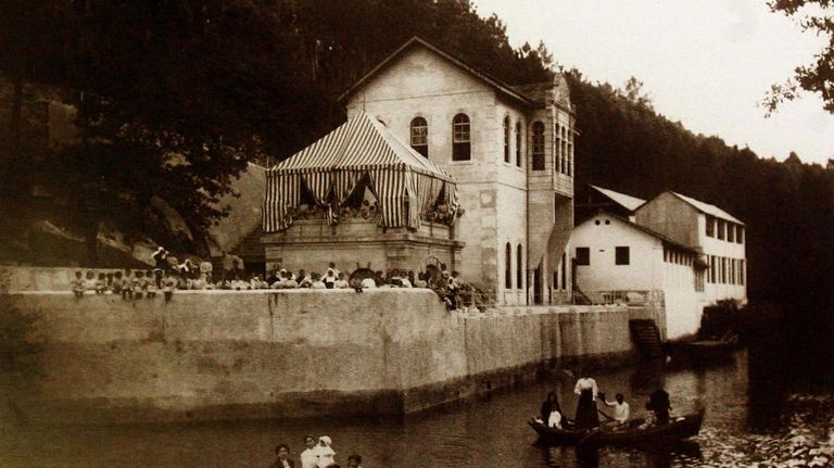 Foto de archivo del Balneario del Lérez en Monte Porreiro