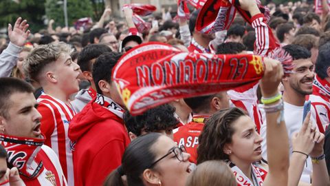 Recibimiento al Real Sporting en la previa del partido de playoff contra el Espanyol